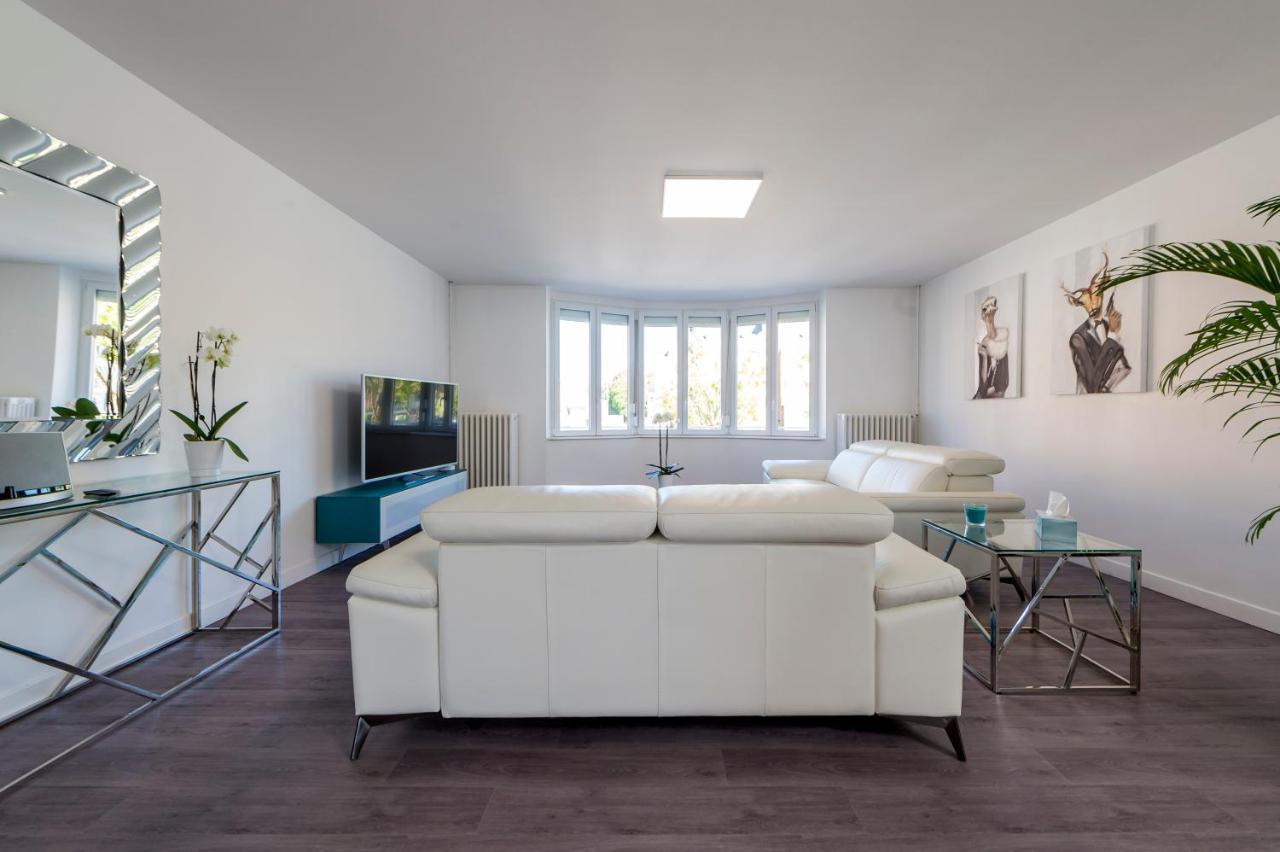 Suites Mana - Le Manaloft, Chic Et Moderne Avec Salle Privee De Fitness En Plein Centre-Ville De Ретель Экстерьер фото