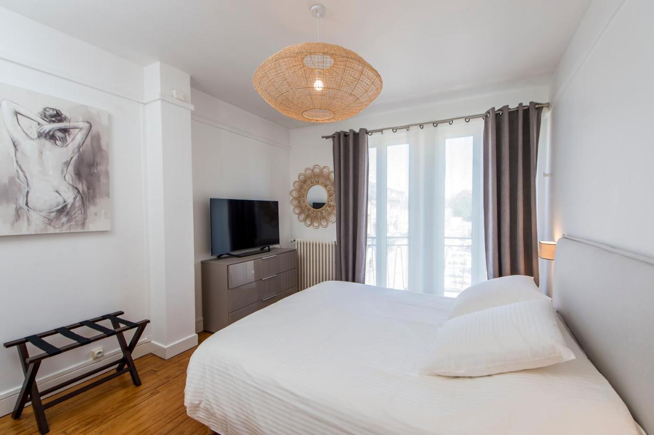 Suites Mana - Le Manaloft, Chic Et Moderne Avec Salle Privee De Fitness En Plein Centre-Ville De Ретель Экстерьер фото